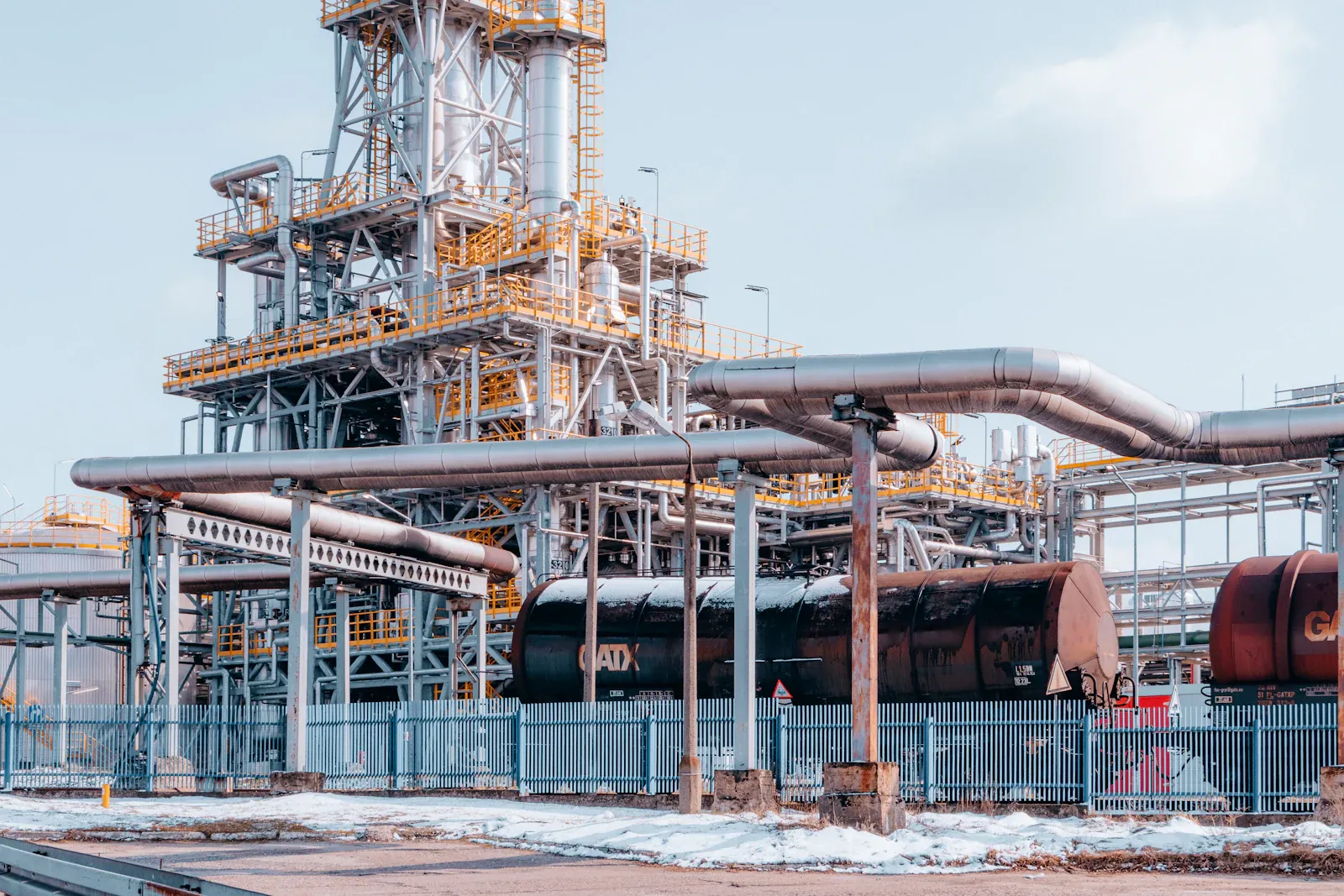 Oil & gas well pad in cold weather